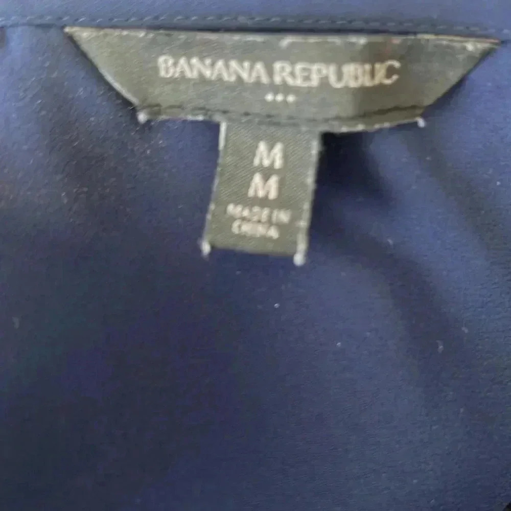 ❤️2/$30❤️[M]Banana Republic Cotton Floral  Laced Overlay V Neck Tank Top - Picture 5 of 7